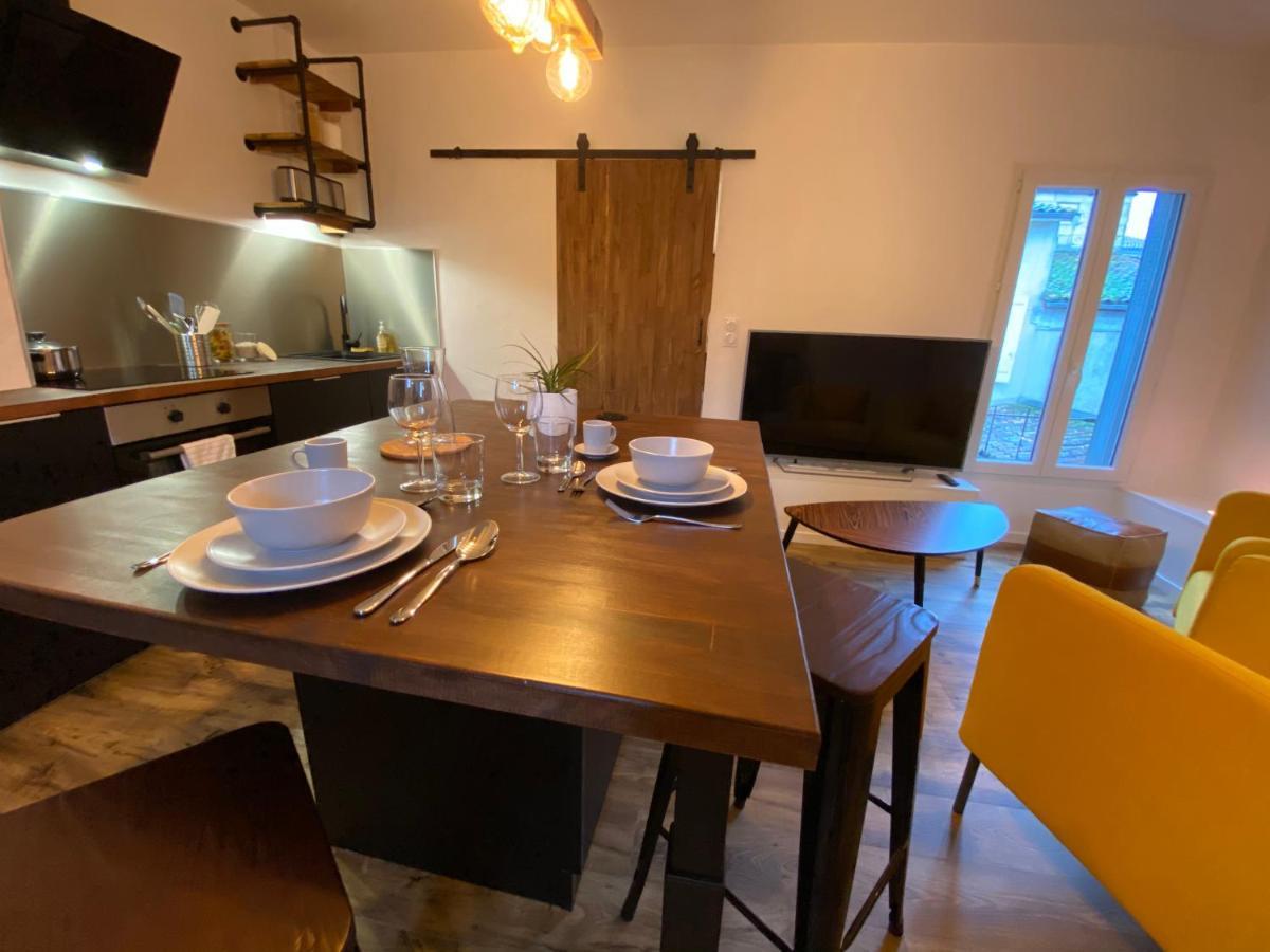 Appartement De Standing Au Coeur De Libourne Exterior photo